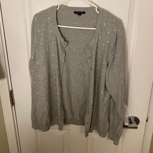 Grey cardigan